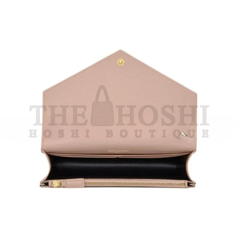 Y51 CASSANDRE MATELASSÉ ENVELOPE CHAIN WALLET IN GRAIN DE POUDRE EMBOSSED LEATHER 742920BOW016920 (19*12.5*3.5cm) Master Quality